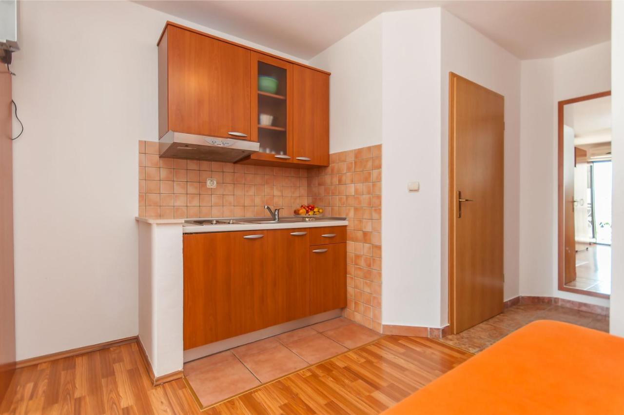 Apartments Ricina Dugi Rat Exterior foto